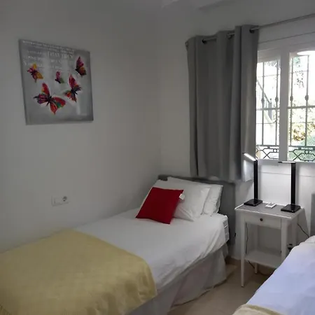 Refurbished 2-bed Burriana Beach.