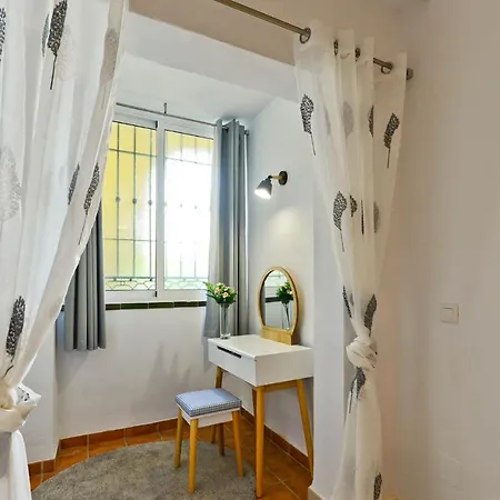 Refurbished 2-bed Burriana Beach. *